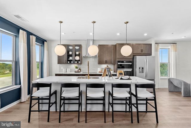 19712 MISTY MOSS SQ, Ashburn, VA 20147