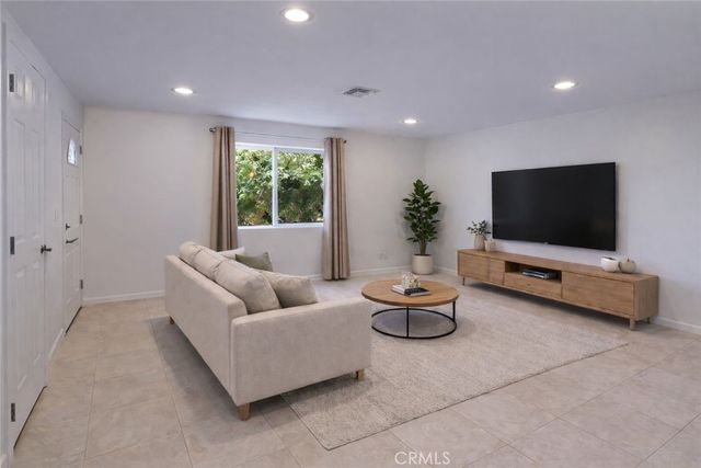 10424 Tujunga Canyon, Tujunga, CA 91042