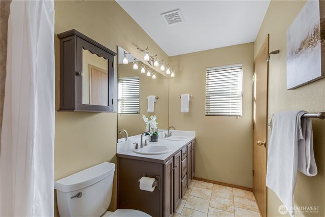 7525 195th Street Ct E, Spanaway, WA 98387