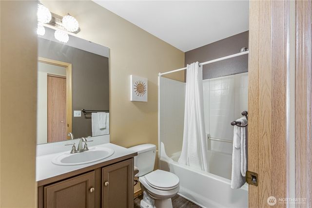 7525 195th Street Ct E, Spanaway, WA 98387