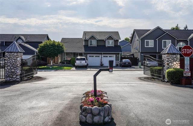 7525 195th Street Ct E, Spanaway, WA 98387