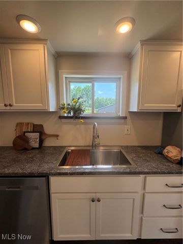 3130 S River Road, Zanesville, OH 43701
