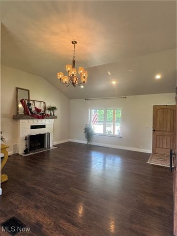 3130 S River Road, Zanesville, OH 43701
