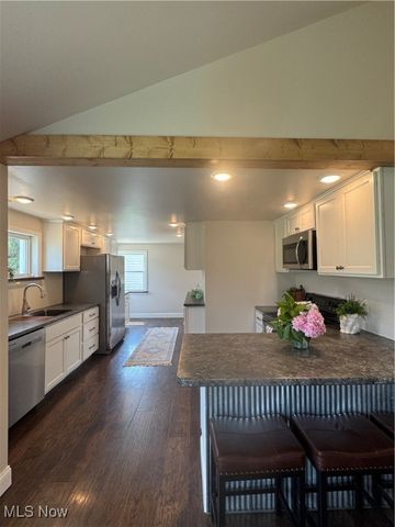 3130 S River Road, Zanesville, OH 43701