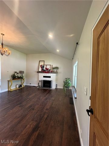 3130 S River Road, Zanesville, OH 43701