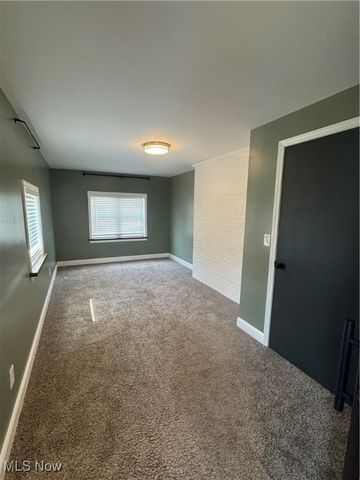 3130 S River Road, Zanesville, OH 43701