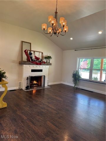 3130 S River Road, Zanesville, OH 43701