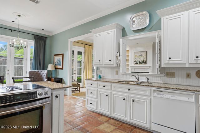 1641 Acadia Court, Jackson, MS 39211