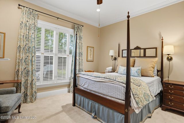 1641 Acadia Court, Jackson, MS 39211