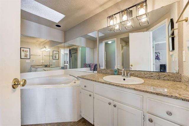 2127 Briarcliff Drive, Oklahoma City, OK 73170