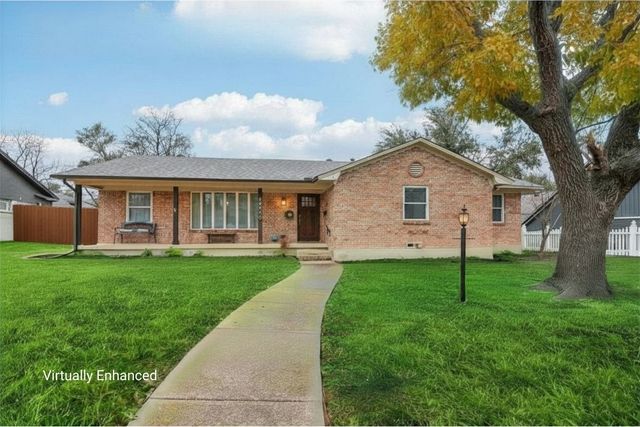 13745 Rolling Hills Lane, Dallas, TX 75240