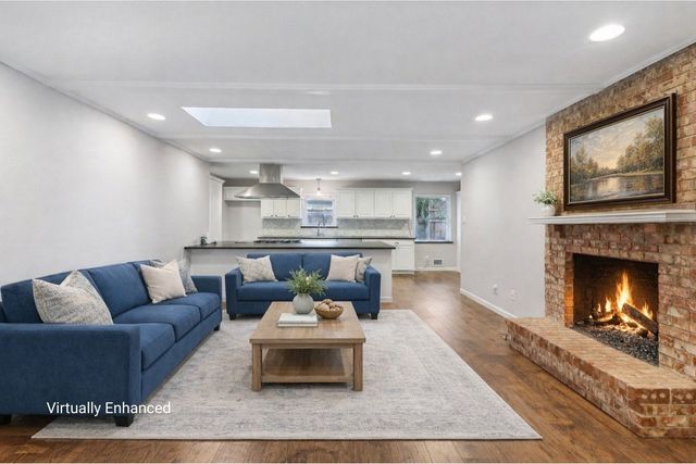 13745 Rolling Hills Lane, Dallas, TX 75240