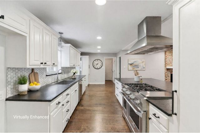 13745 Rolling Hills Lane, Dallas, TX 75240