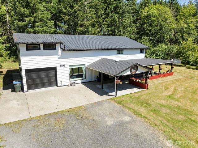 1785 Centralia Alpha Road, Chehalis, WA 98532