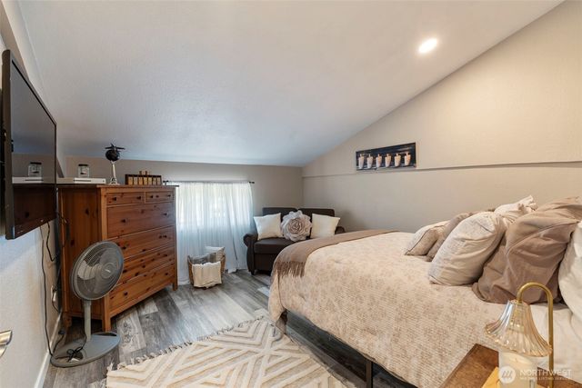 1785 Centralia Alpha Road, Chehalis, WA 98532