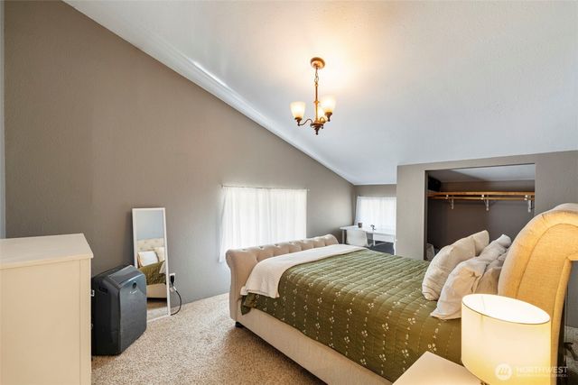 1785 Centralia Alpha Road, Chehalis, WA 98532