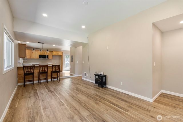 1785 Centralia Alpha Road, Chehalis, WA 98532