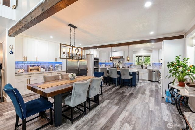 1785 Centralia Alpha Road, Chehalis, WA 98532