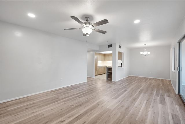 937 Country Club Drive SE Unit F, Rio Rancho, NM 87124