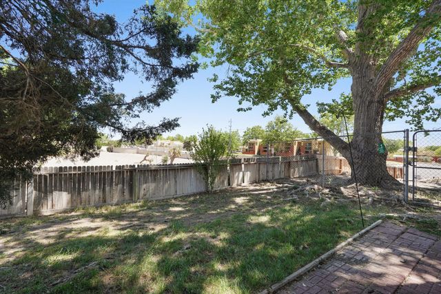 937 Country Club Drive SE Unit F, Rio Rancho, NM 87124