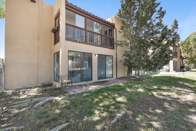 937 Country Club Drive SE Unit F, Rio Rancho, NM 87124