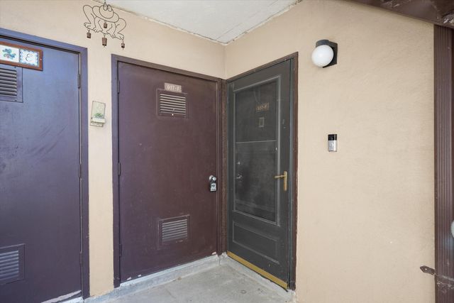 937 Country Club Drive SE Unit F, Rio Rancho, NM 87124