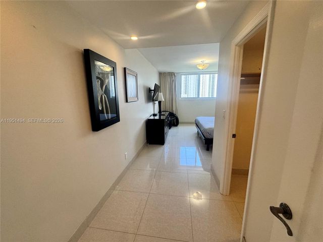 19370 Collins Ave 1427, Sunny Isles Beach, FL 33160