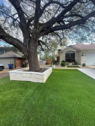 1401 Tetbury LN, Austin, TX 78748