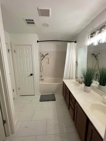 1401 Tetbury LN, Austin, TX 78748