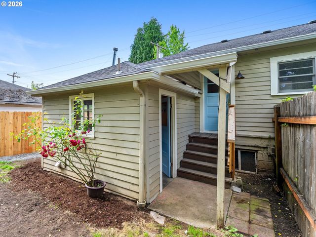 3136 Se Sellwood St, Milwaukie, OR 97222