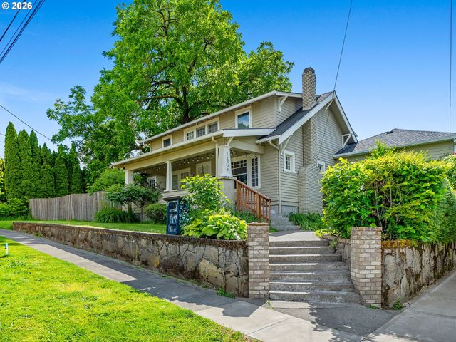 3136 Se Sellwood St, Milwaukie, OR 97222