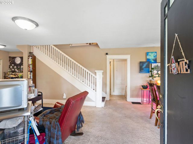 3136 Se Sellwood St, Milwaukie, OR 97222