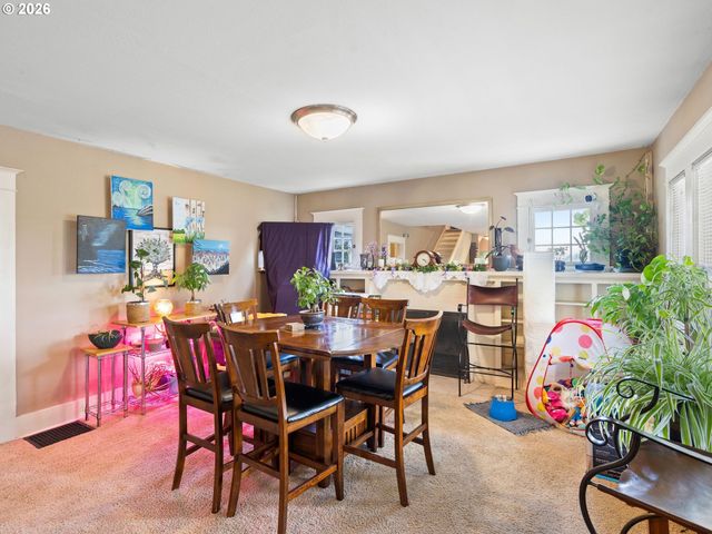 3136 Se Sellwood St, Milwaukie, OR 97222
