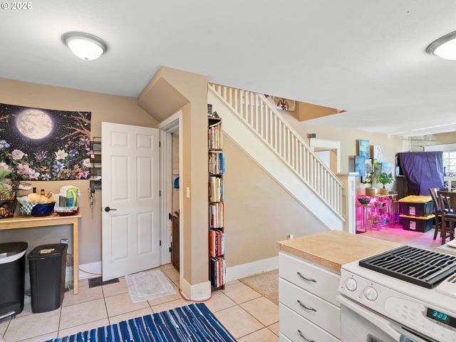 3136 Se Sellwood St, Milwaukie, OR 97222