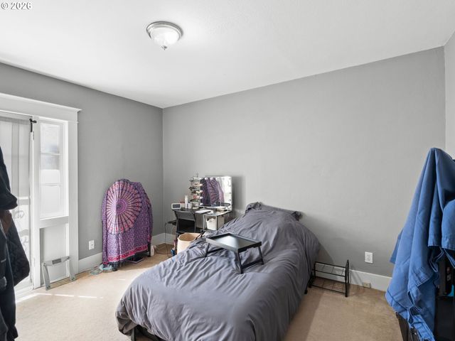 3136 Se Sellwood St, Milwaukie, OR 97222