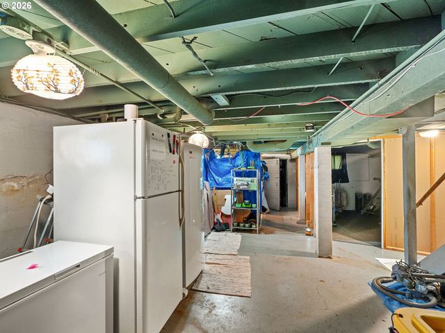 3136 Se Sellwood St, Milwaukie, OR 97222