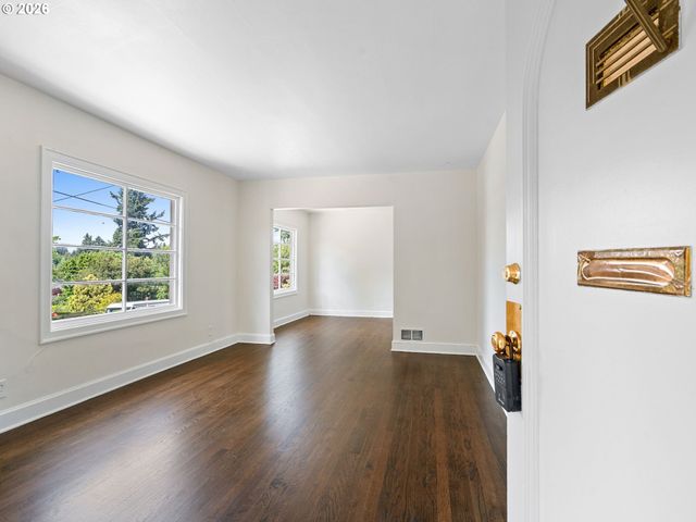 3136 Se Sellwood St, Milwaukie, OR 97222