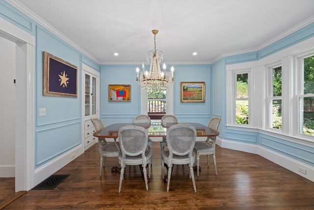 25 Bay View Ave, Plymouth, MA 02360