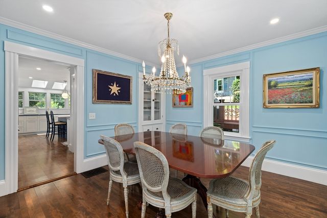 25 Bay View Ave, Plymouth, MA 02360