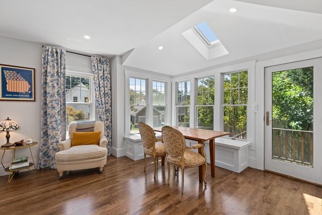 25 Bay View Ave, Plymouth, MA 02360