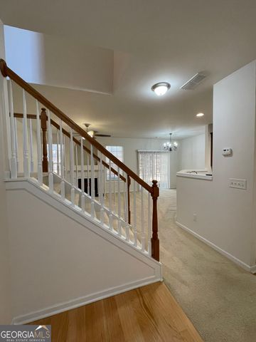 4494 Black Hills Drive NW 13, Acworth, GA 30101