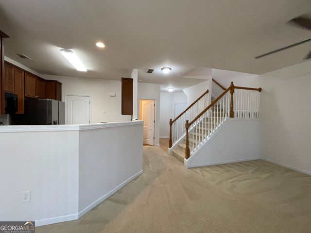 4494 Black Hills Drive NW 13, Acworth, GA 30101