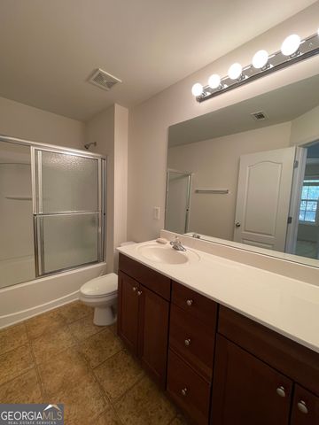 4494 Black Hills Drive NW 13, Acworth, GA 30101