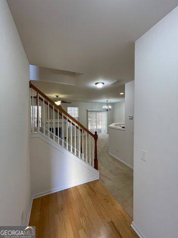 4494 Black Hills Drive NW 13, Acworth, GA 30101