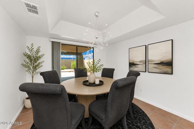 2733 E HOPE Street, Mesa, AZ 85213