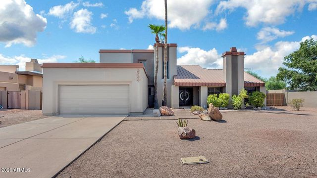 2733 E HOPE Street, Mesa, AZ 85213