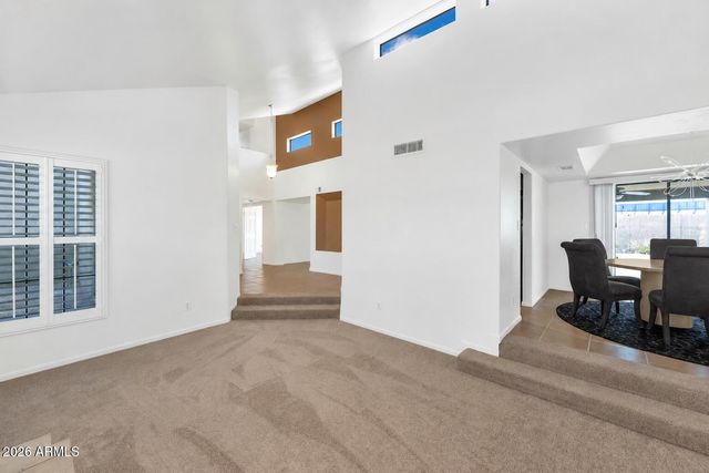 2733 E HOPE Street, Mesa, AZ 85213