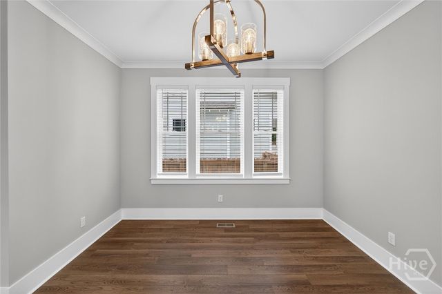 5432 La Roche Avenue, Savannah, GA 31406