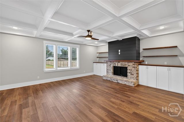 5432 La Roche Avenue, Savannah, GA 31406