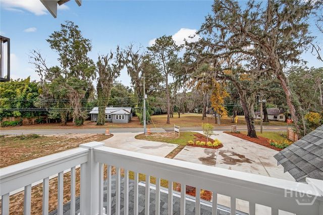 5432 La Roche Avenue, Savannah, GA 31406